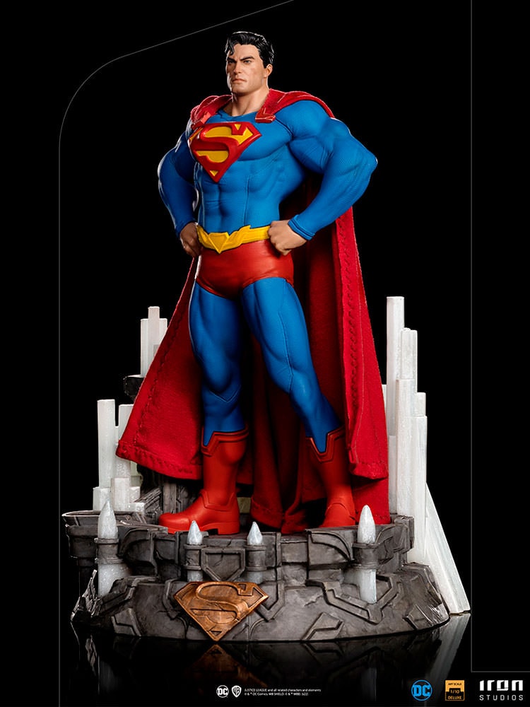 Superman Unleashed Deluxe 1:10 Scale Statue