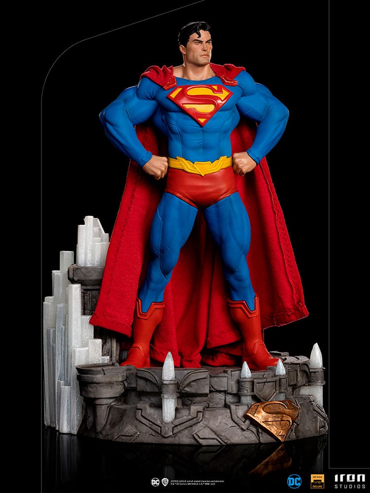 Superman Unleashed Deluxe 1:10 Scale Statue