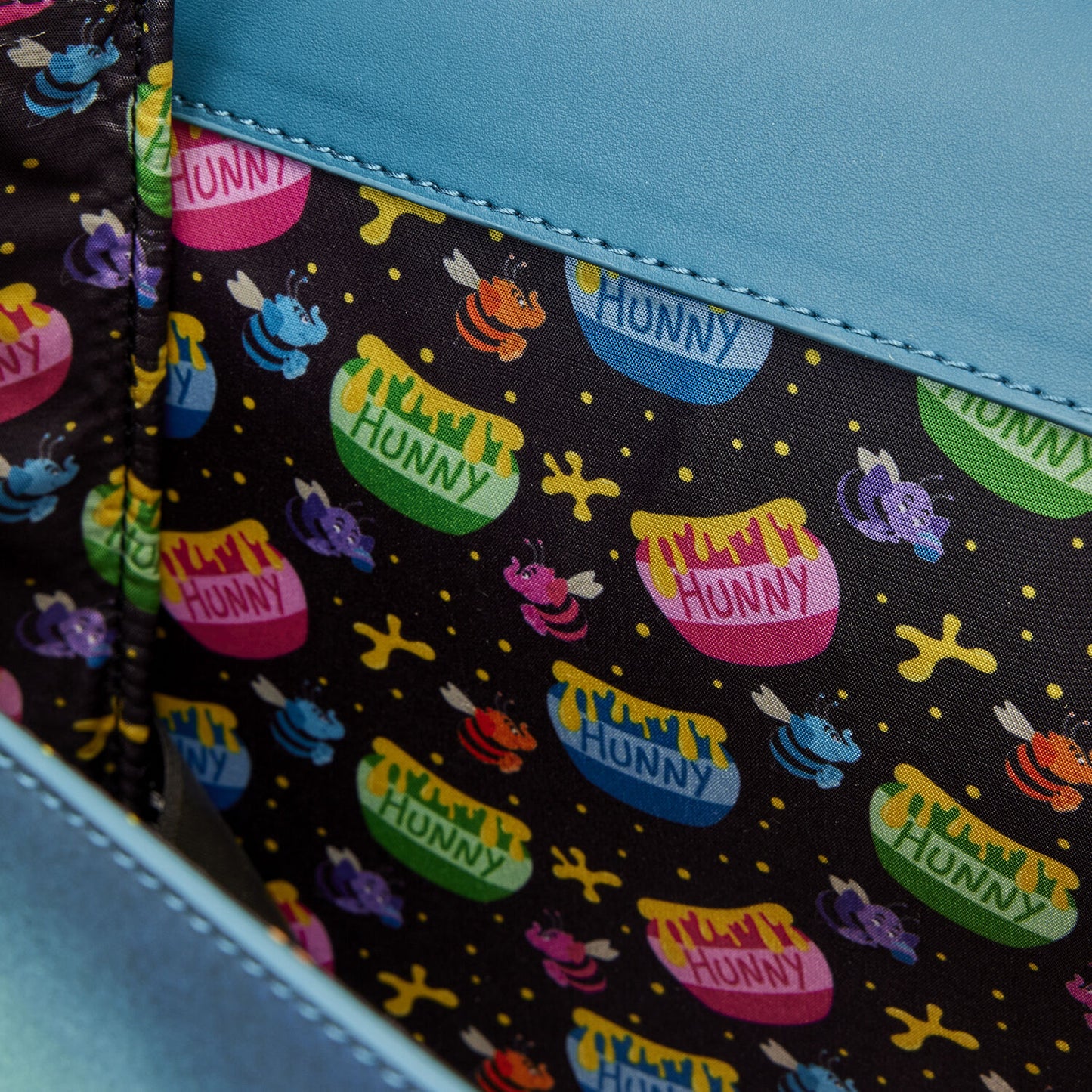Disney Winnie The Pooh Heffa-Dreams Crossbody Bag