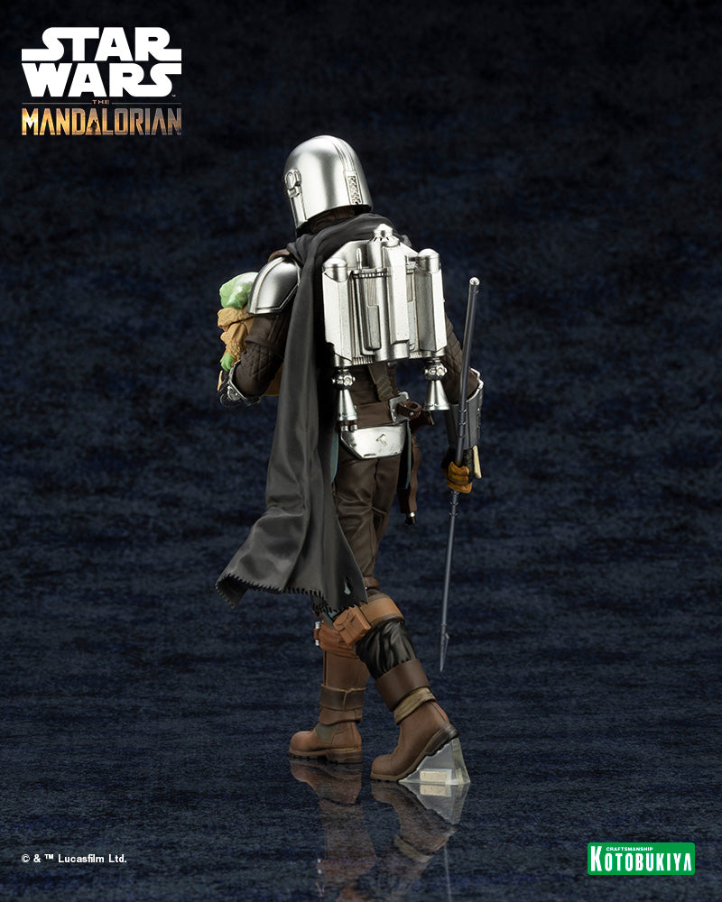 MANDALORIAN AND GROGU WITH BESKAR STAFF ARTFX STATUE