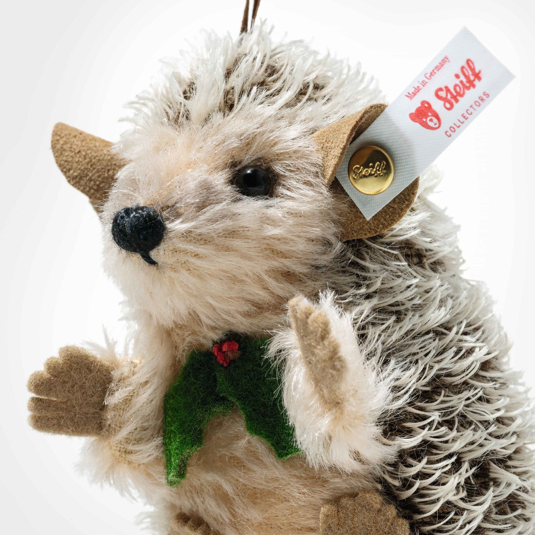Steiff: Christmas Hedgehog On Sleigh Ornament – Stage Nine
