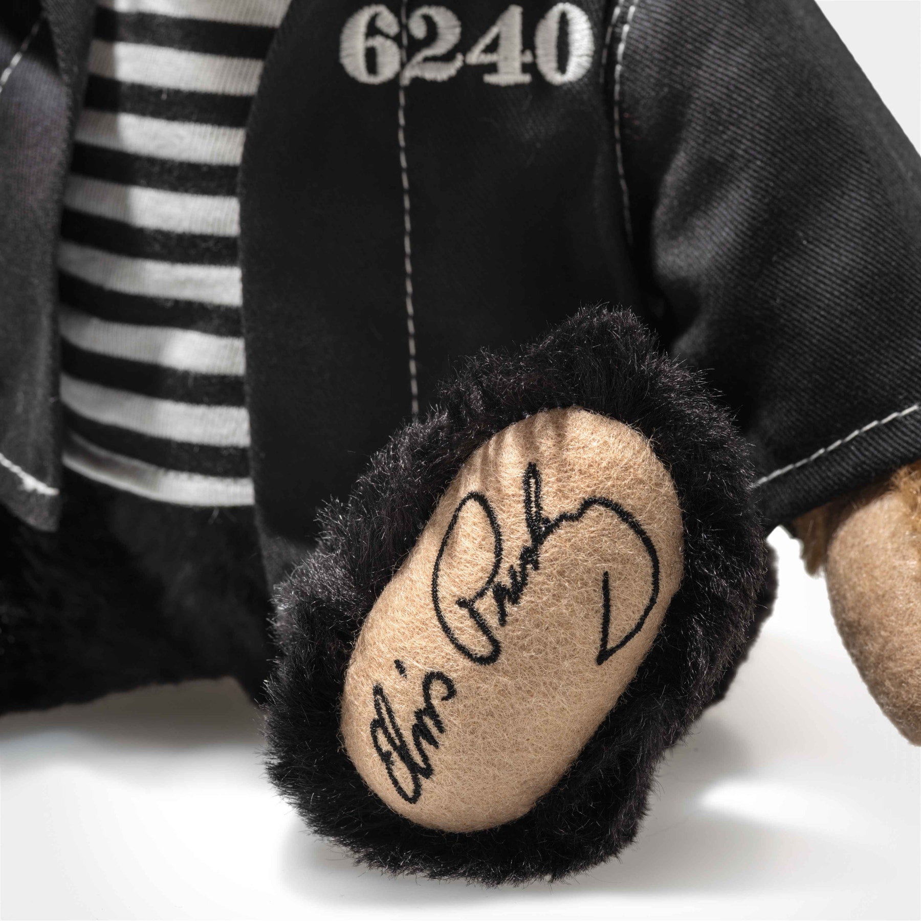 Steiff: Elvis Presley 90th Anniversary Limited Edition Teddy Bear