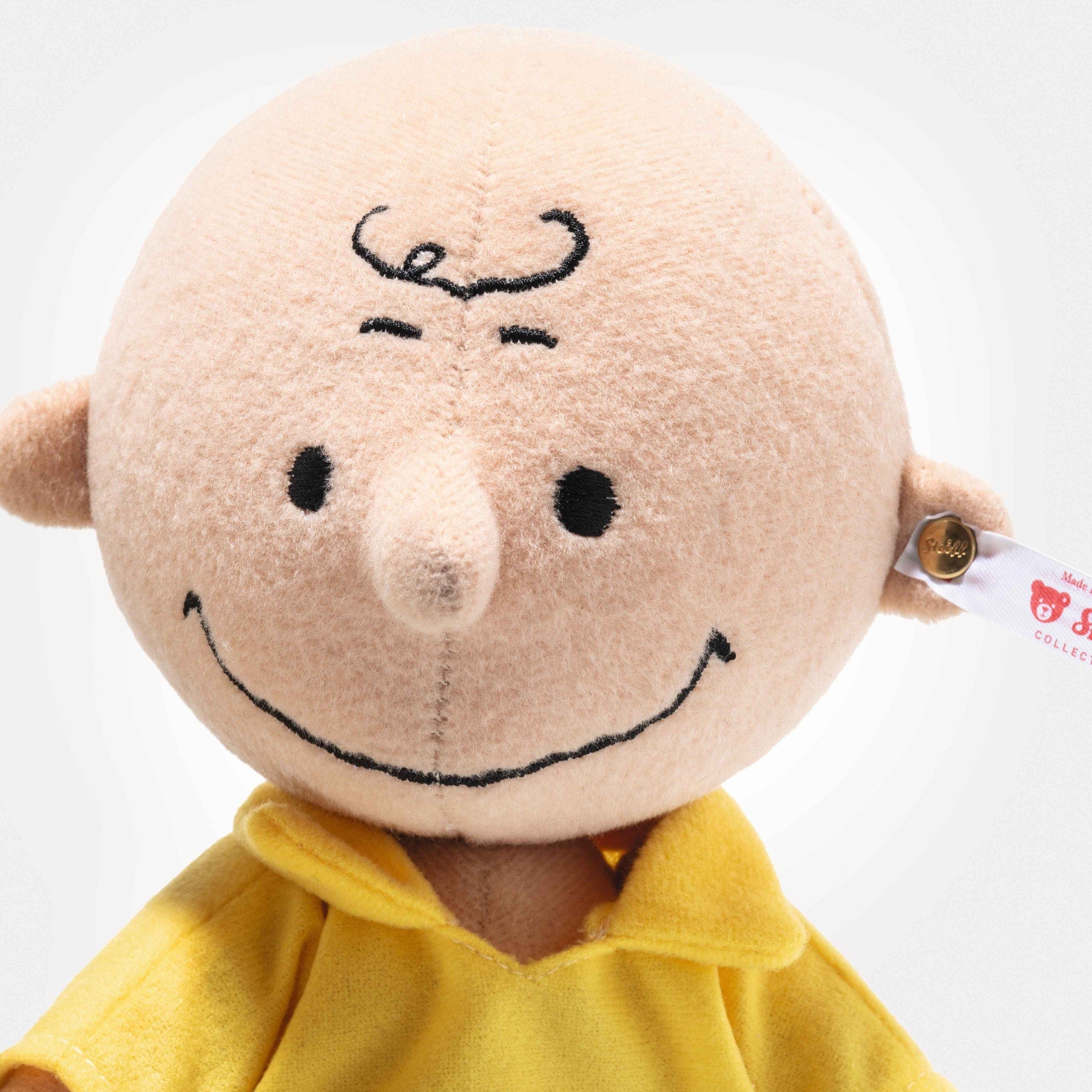 Steiff: Charlie Brown W/ Snoopy Limited Edition – Stage Nine