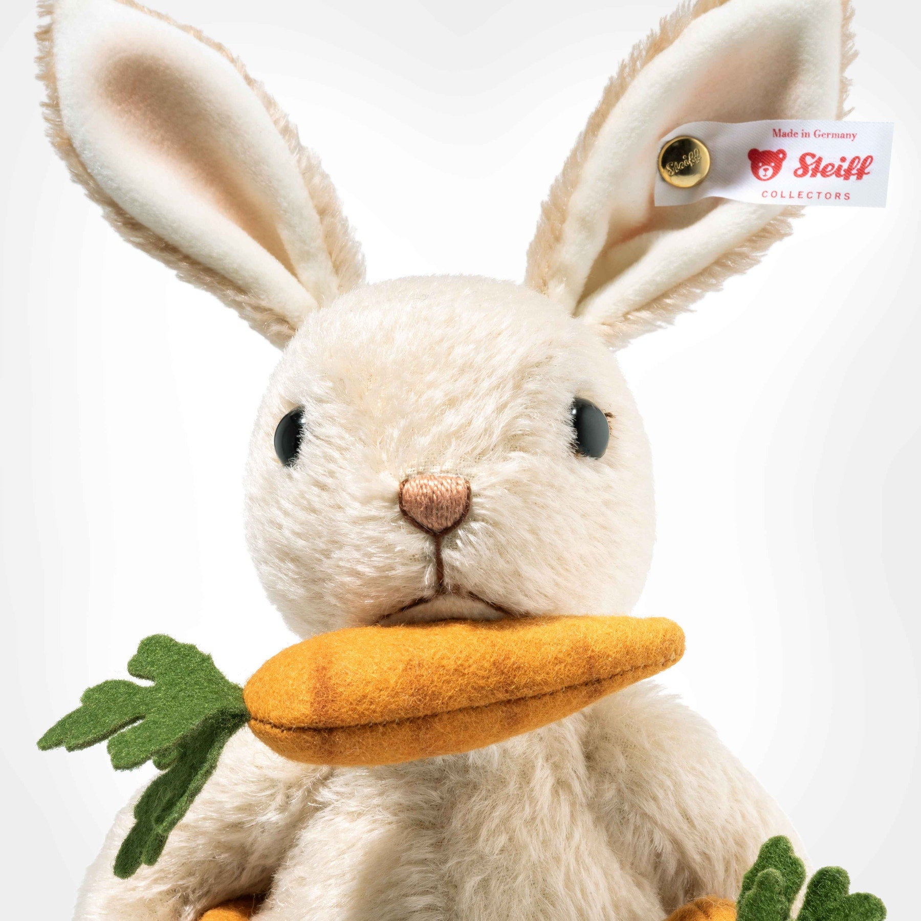 Steiff Harriet The Hungry Bunny – Stage Nine Entertainment
