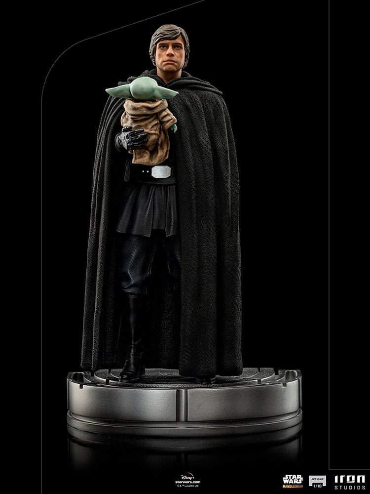 Luke Skywalker And Grogu 1:10 Scale Statue
