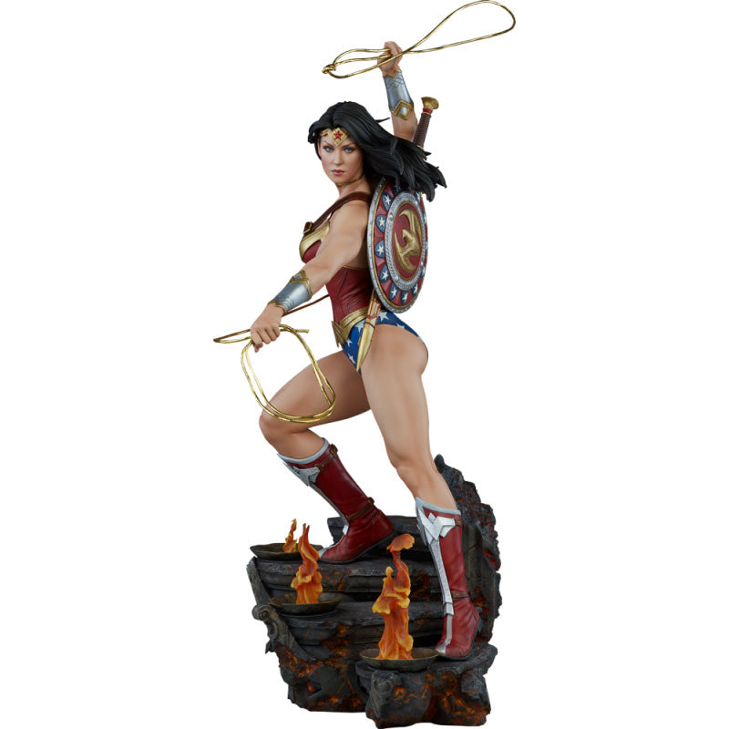 Wonder Woman Premium Format Figure