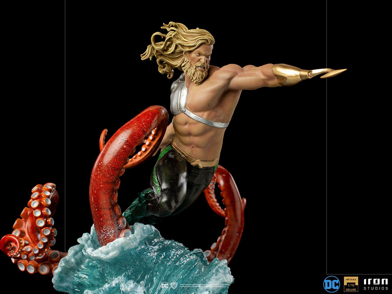 Aquaman Deluxe 1:10 Scale Iron Studios