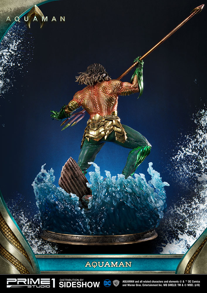 Aquaman 1/3 Scale Statue