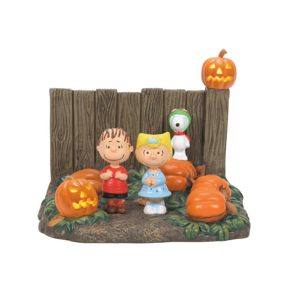 Is It The Great Pumpkin? - Peanuts Village Figure By Department 56