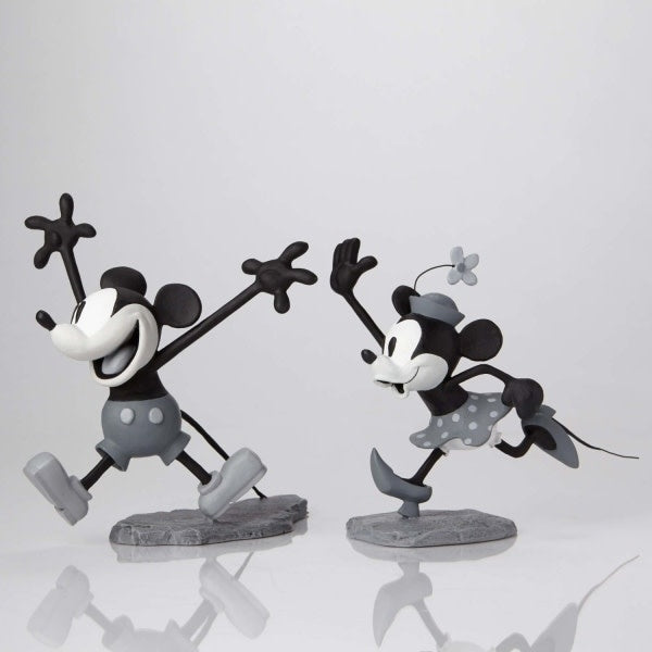 Get a Horse B&W Maquettes
