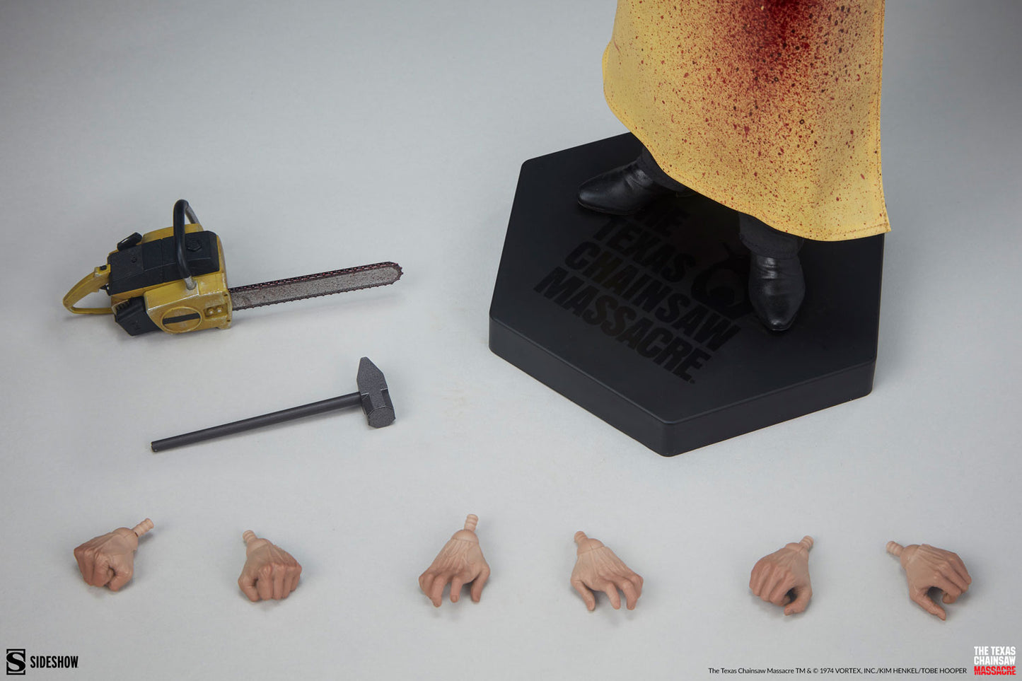 LEATHERFACE KILLING MASK 1:6 SCALE