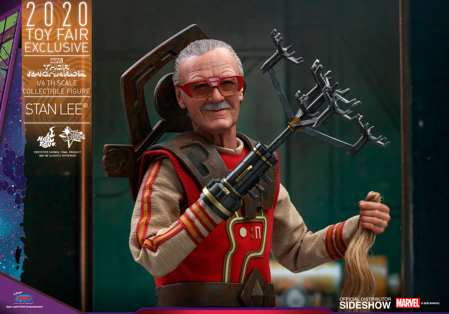 Stan Lee Sixth Scale Figure