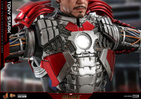Tony Stark (Mark V Suit UP Version) Deluxe 1:6 Scale Figure